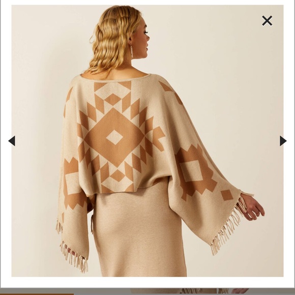 Ariat Sunset chic sweater poncho. Size Medium - Picture 2 of 7